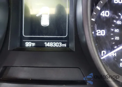 2017 Hyundai Santa Fe Sport 2.4L из США, поврежденный, VIN 5NMZT3LB0HH032908